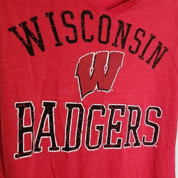 WISCONSIN BADGERS Red Short Sleeve V-Neck Tee with Logo - Picture 2 of 2